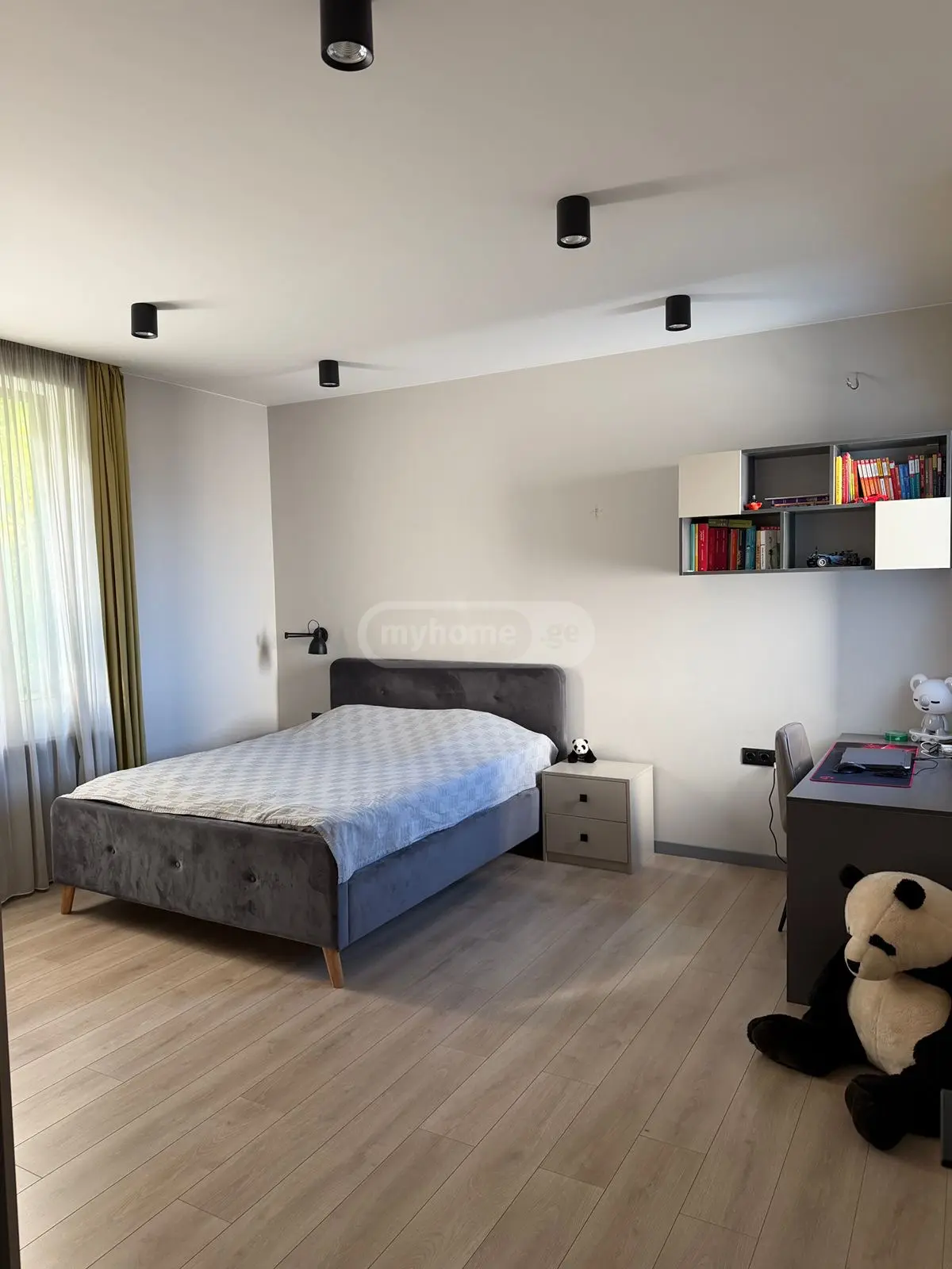 6 Room Private House For Sale view 5
