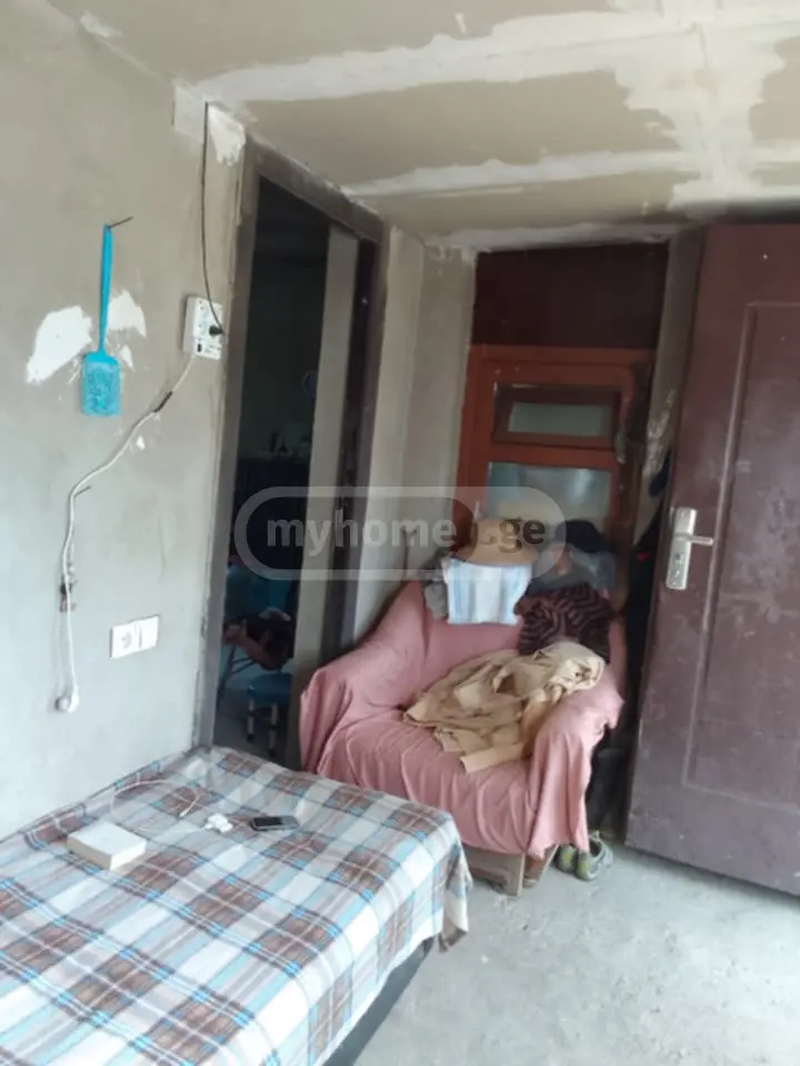 3 Room Private House For Sale view 4