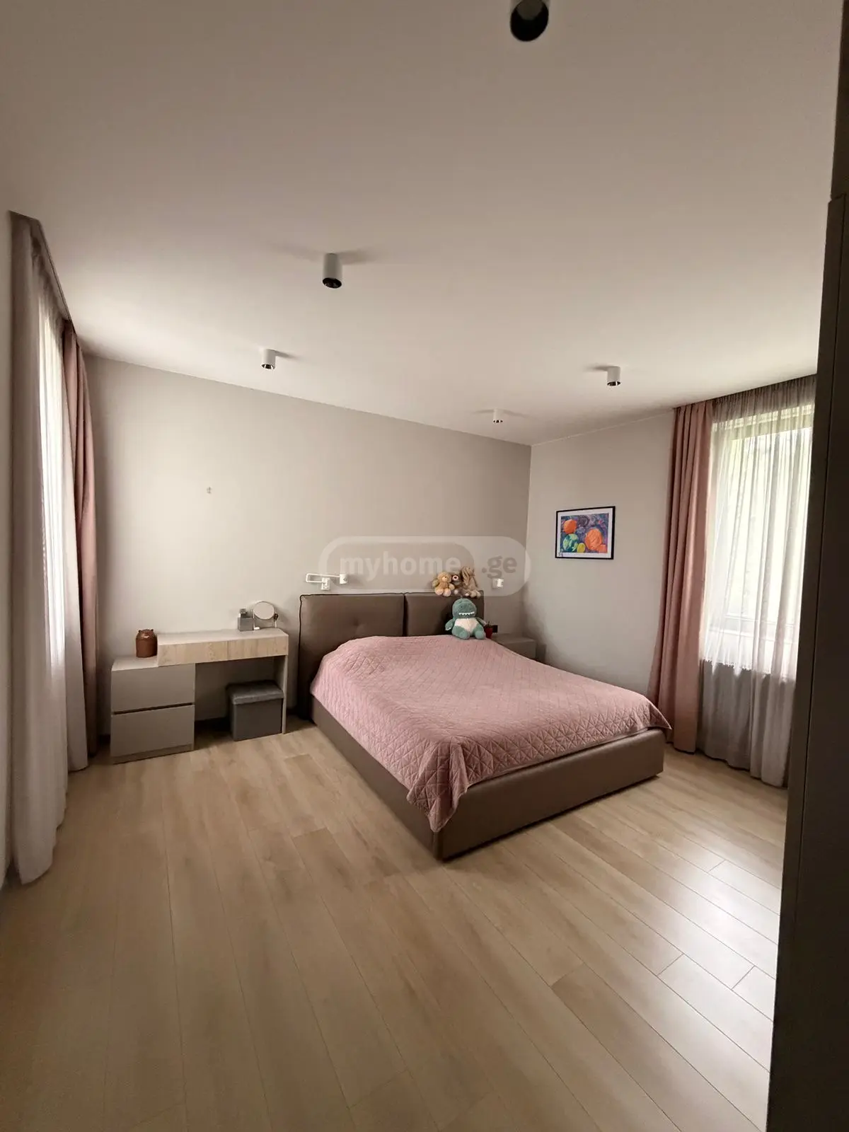 6 Room Private House For Sale view 7