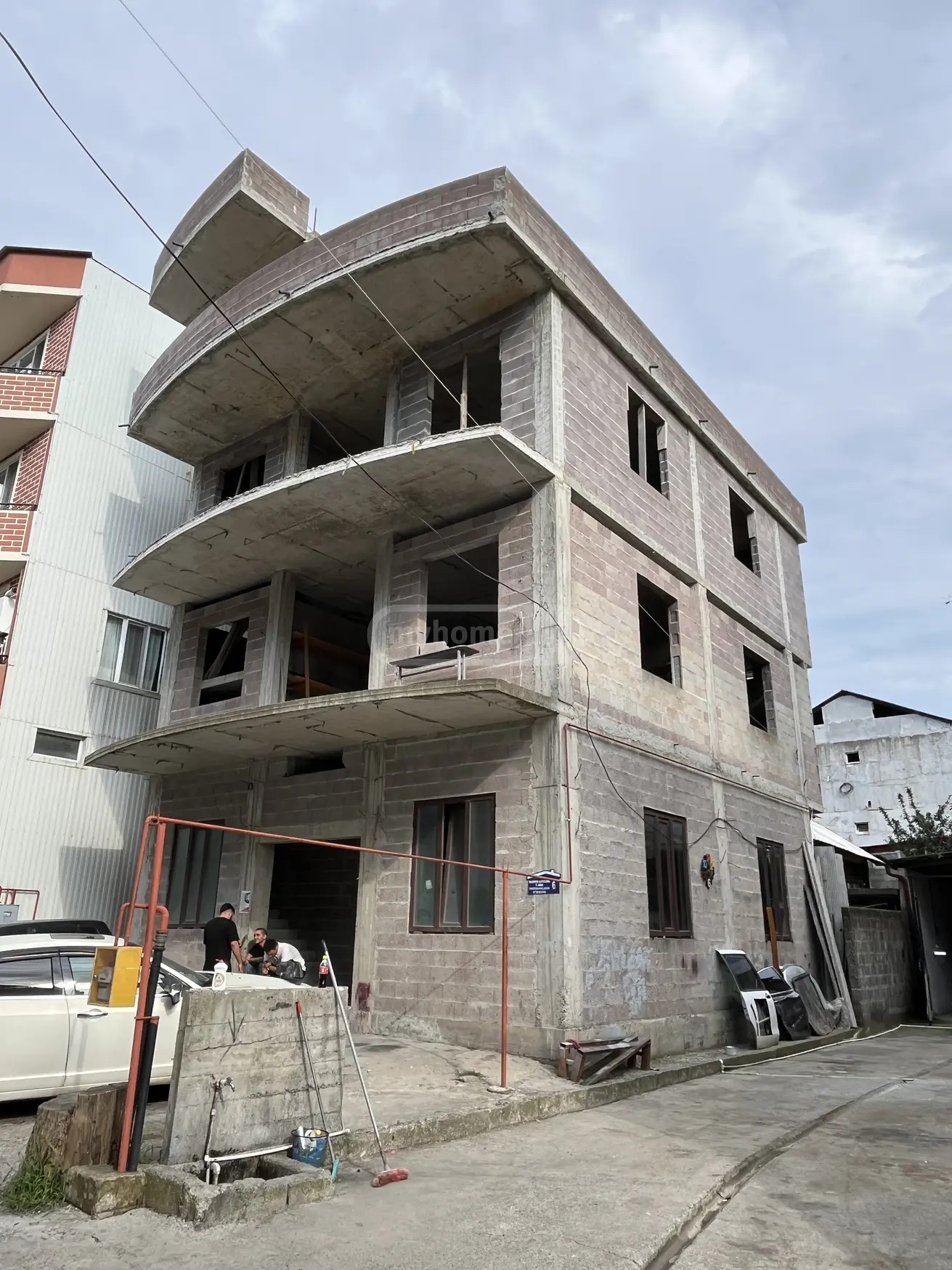 9 Room Private House For Sale view 1