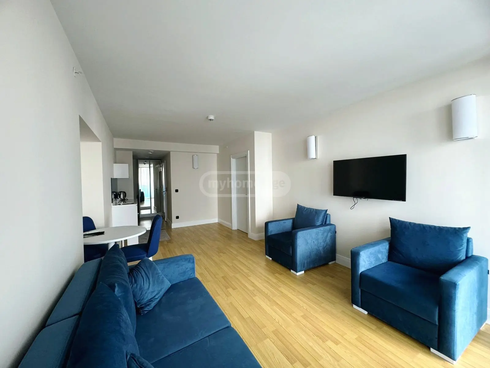 2 Room Apartment For Rent Khimshiashvilis Ubani, In Batumi view 2