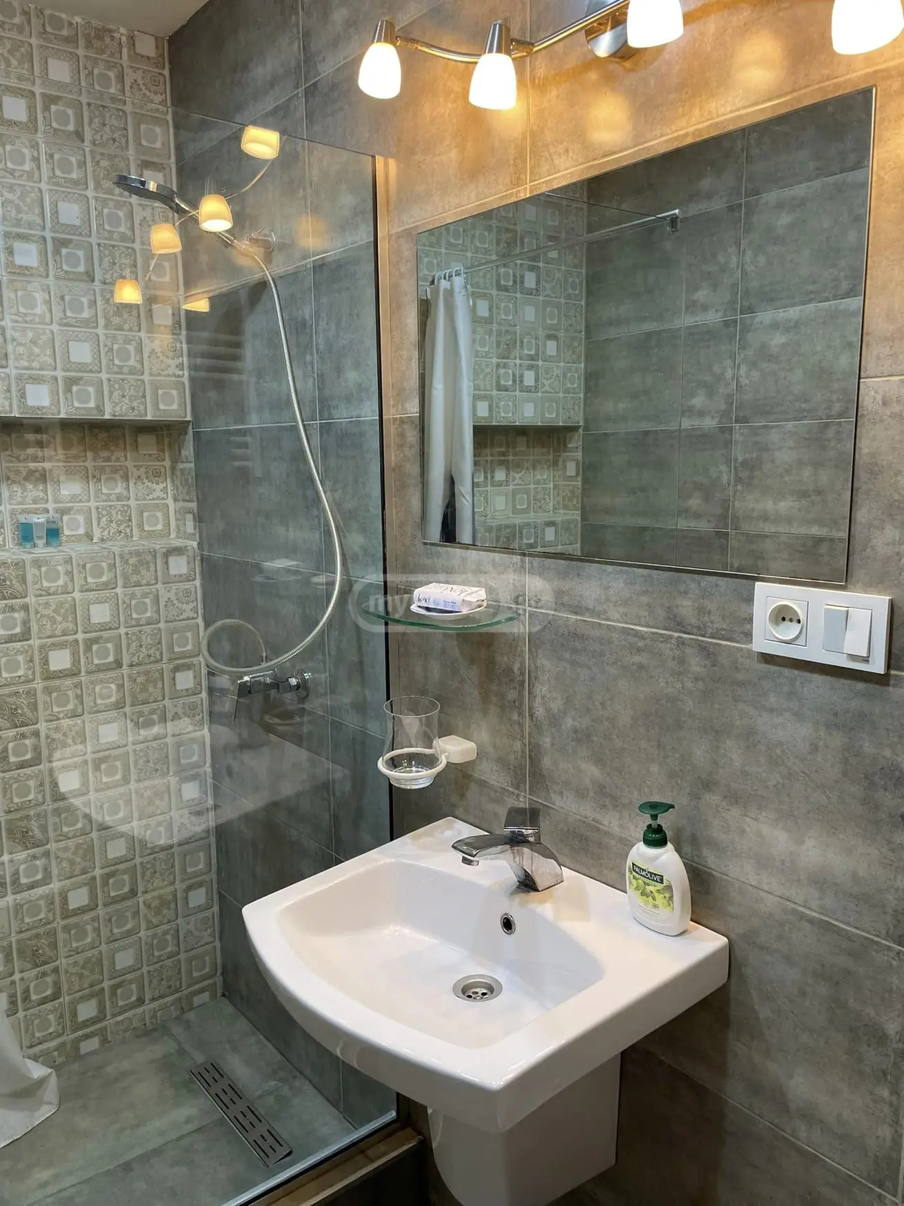 3-Room Apartment For Rent In Tbilisi, Mikheil Tsinamdzghvrishvili St, 117 view 28