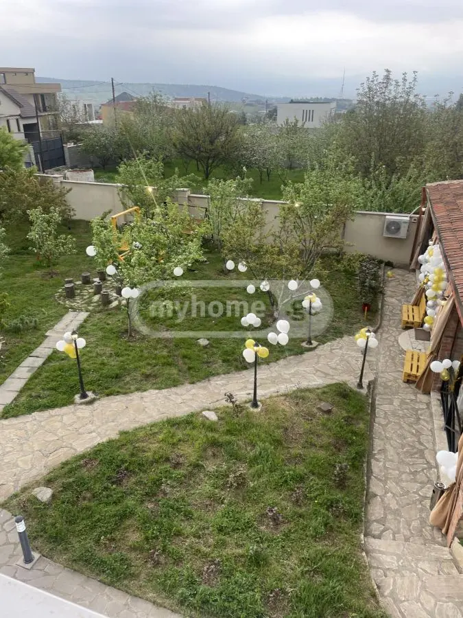 1 Room Private House Daily Rent In Shindisi view 3