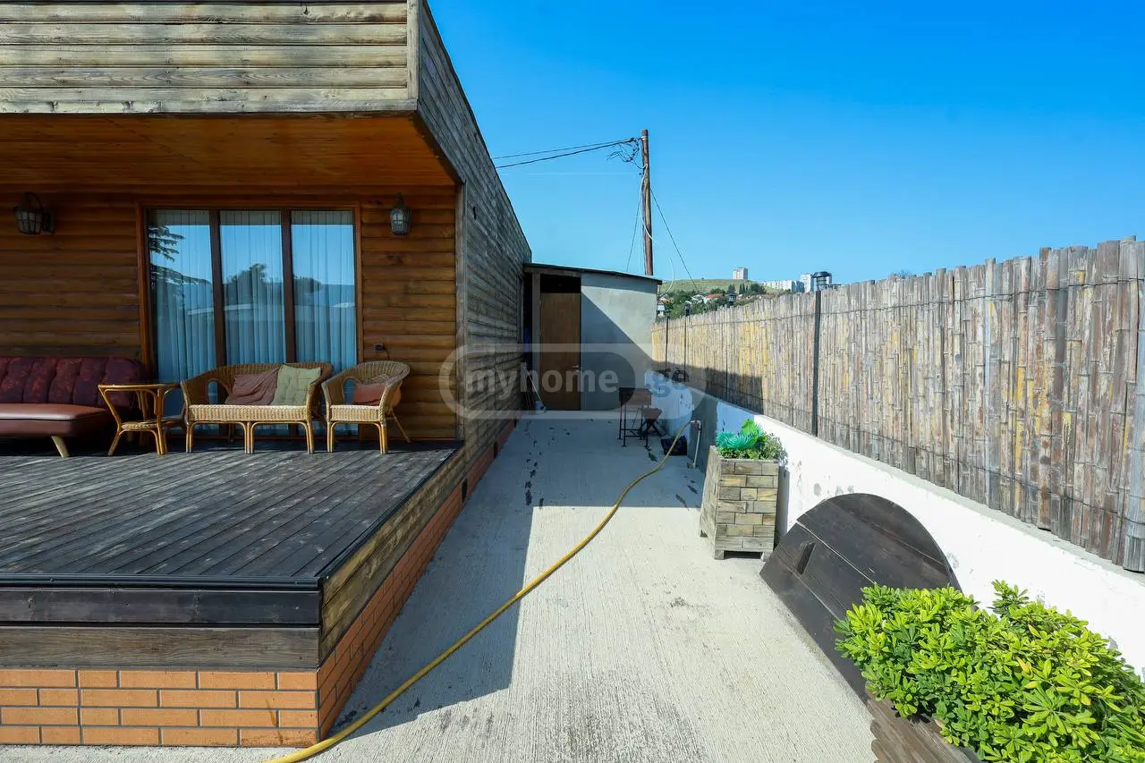 3 Room Private House For Rent In Isani view 5