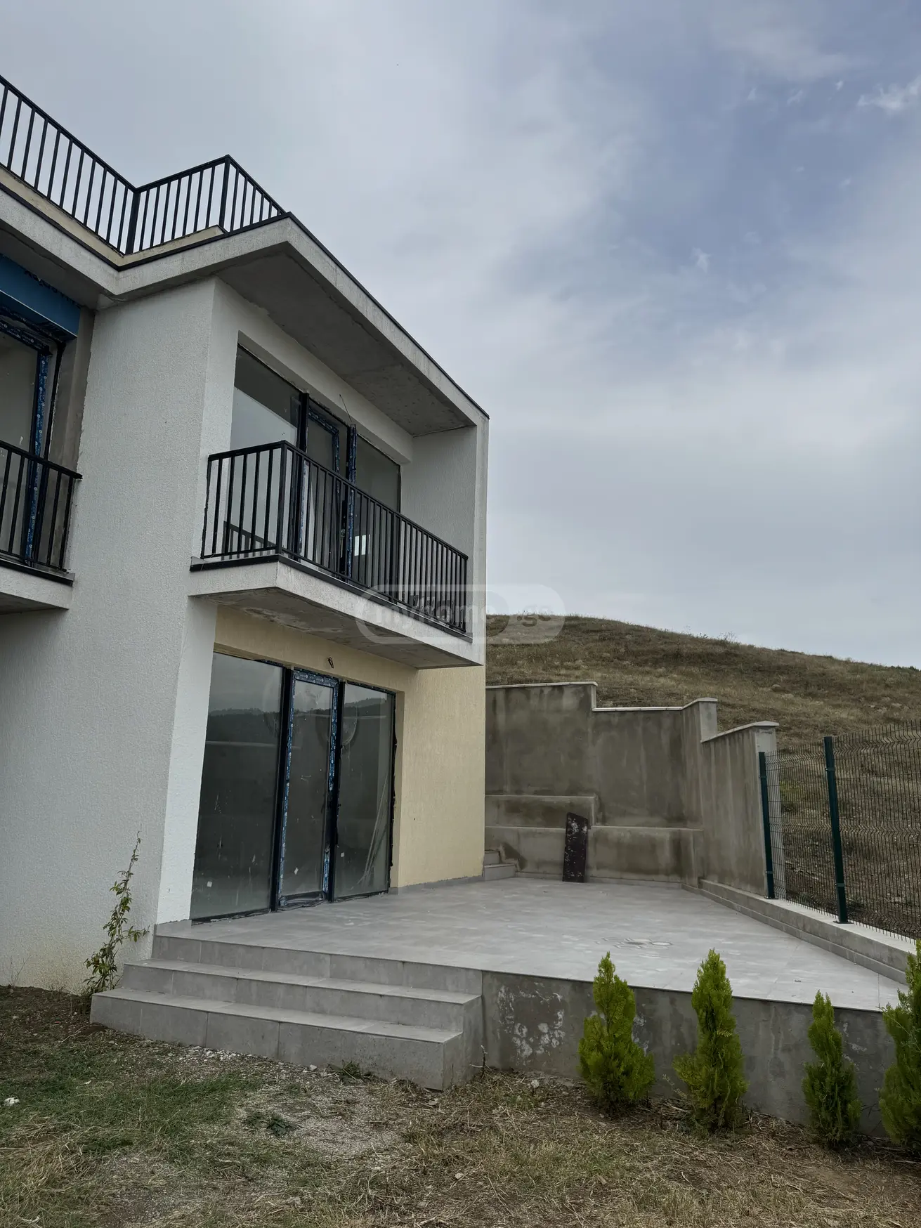 6 Room Apartment For Sale view 2