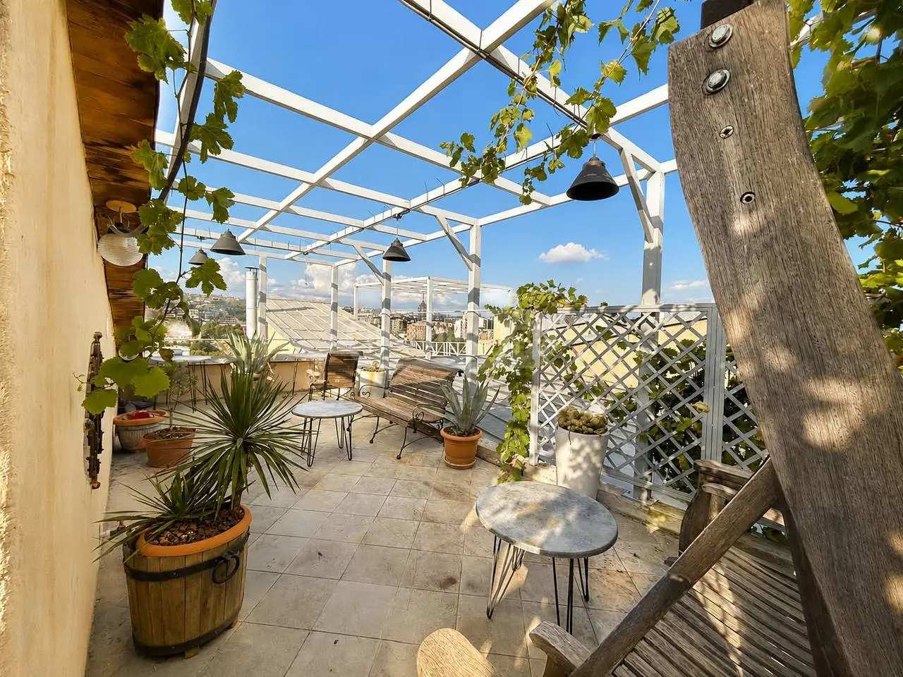 8 Room Private House For Rent In Krtsanisi view 7