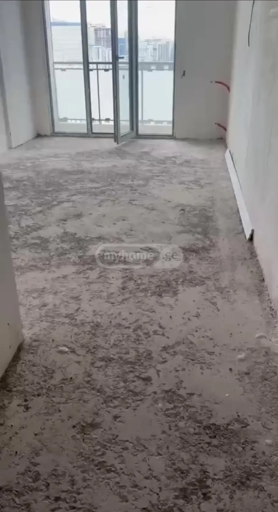 1 Room Apartment For Sale view 2