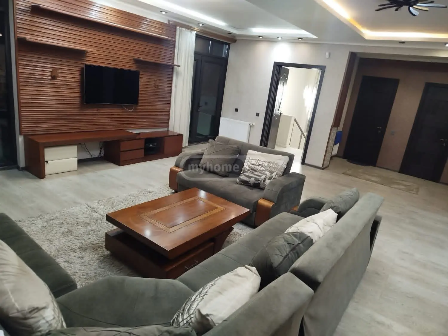 4 Room Country House Daily Rent In Chugureti view 9