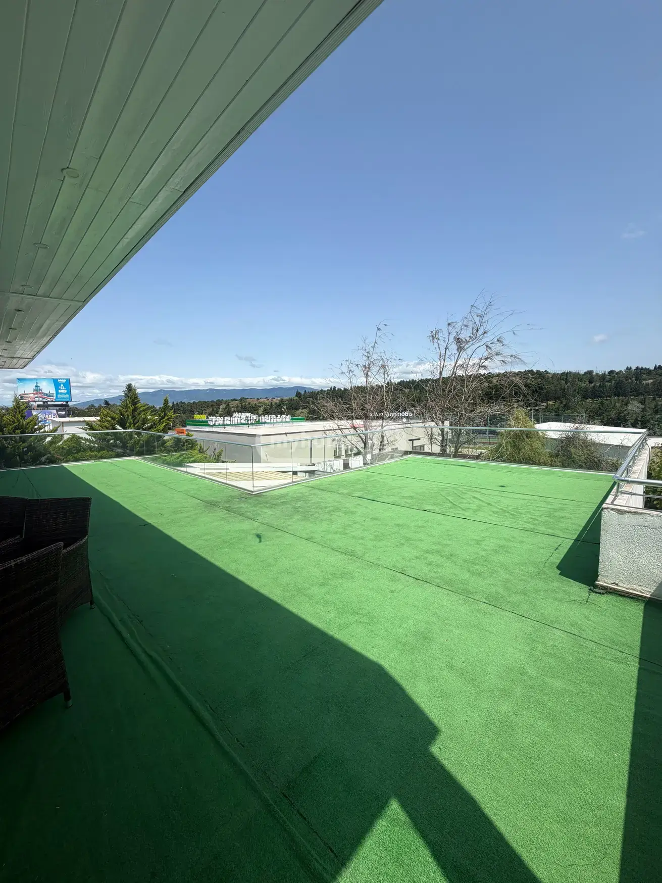 8 Room Country House For Rent In Tbilisi Sea view 9