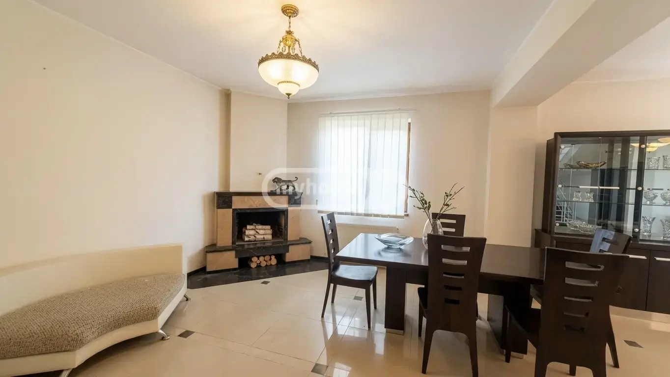 8 Room Private House For Rent In Saguramo, In Mtskheta Municipality view 1