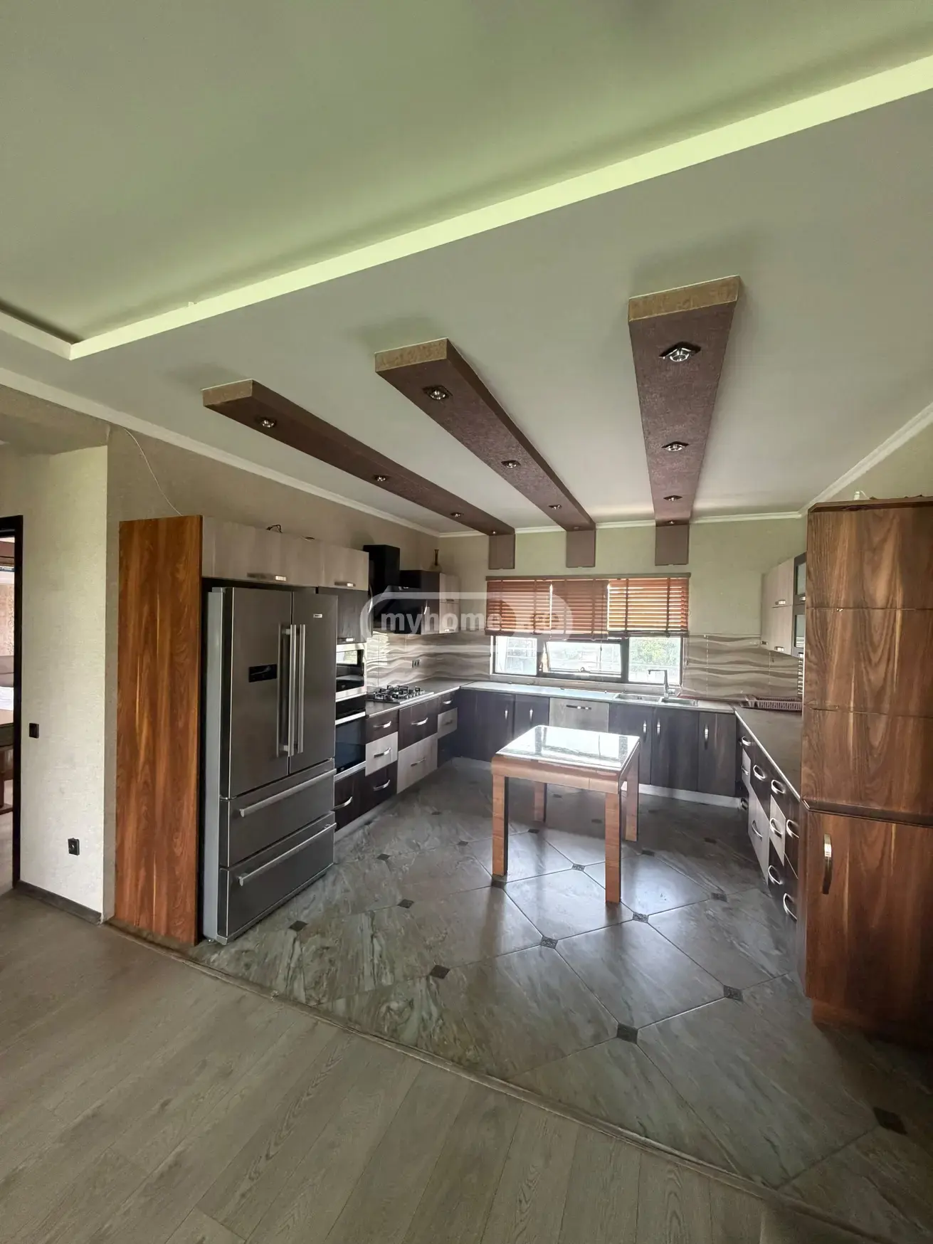 8 Room Country House For Rent In Tbilisi Sea view 11