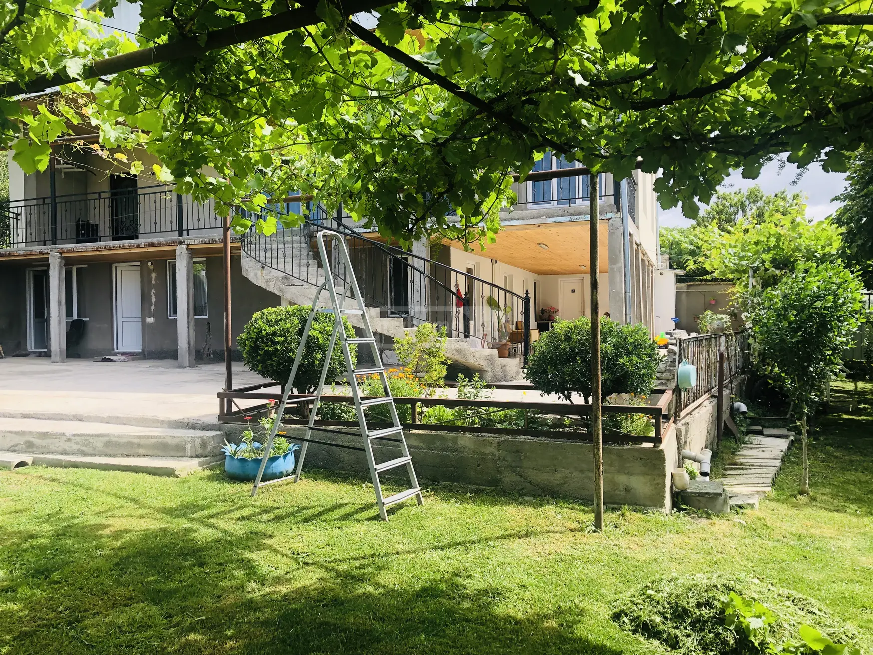9 Room Apartment For Sale view 3