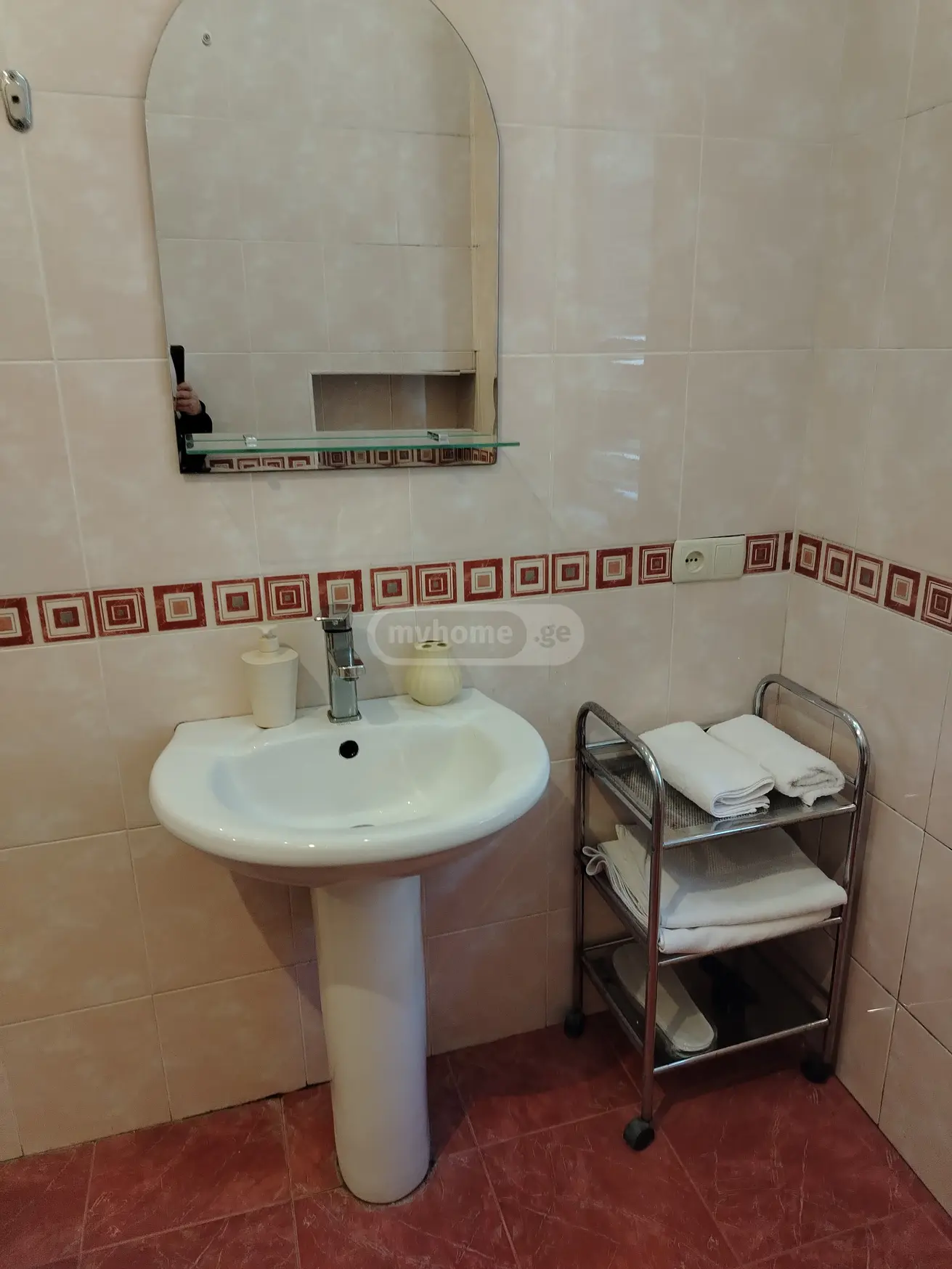 1 Room Private House Daily Rent In Vake view 7