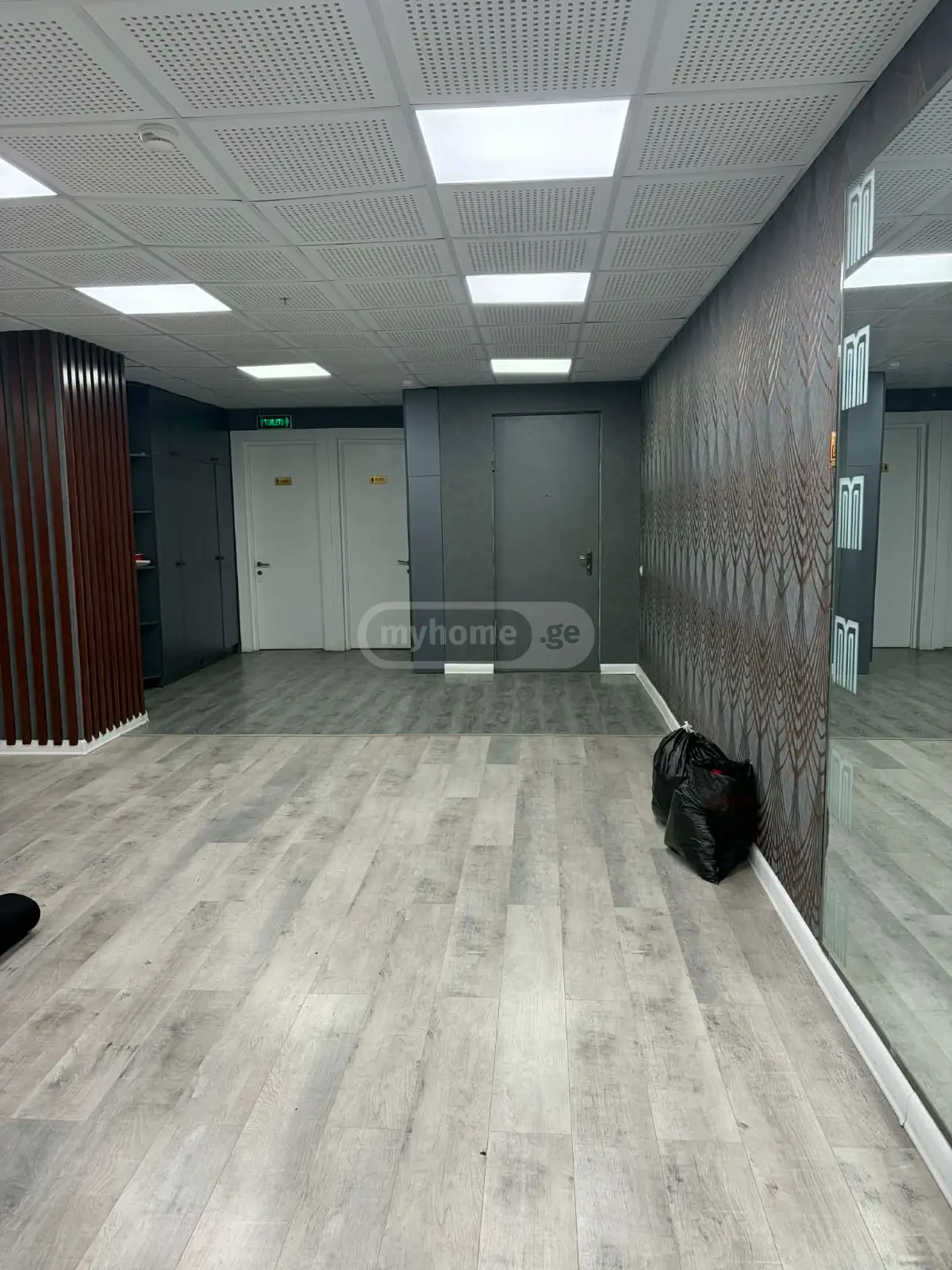 Office Commercial Area For Sale In Sanzona view 2