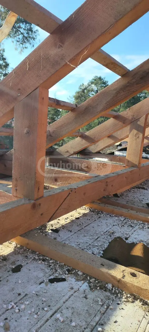 9 Room Private House For Sale view 14