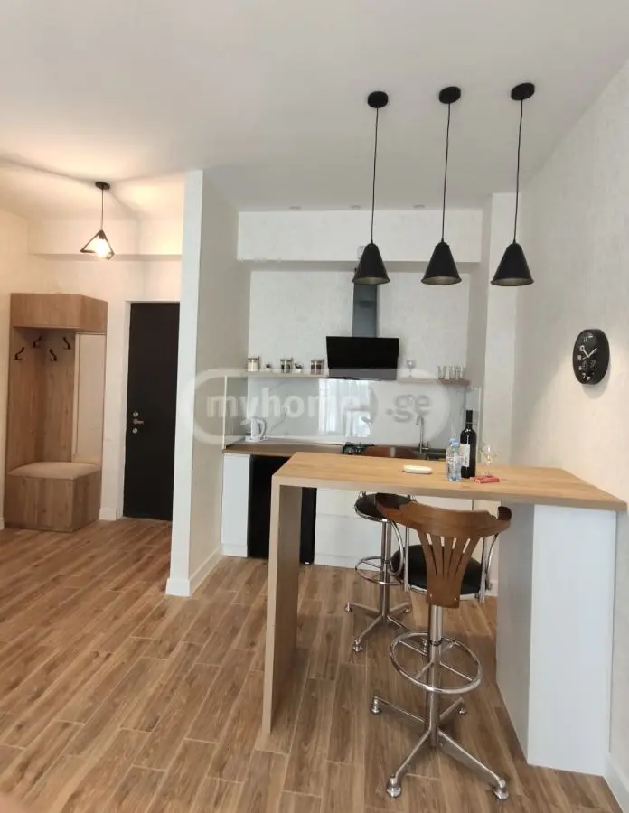 2 Room Apartment Daily Rent In Ortachala view 4