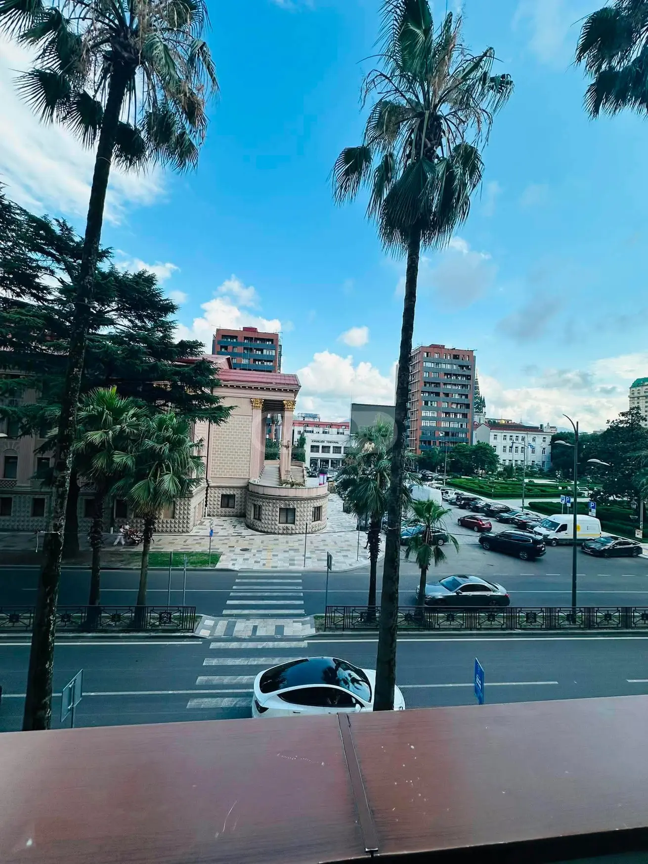 5 Room Apartment Daily Rent In Batumi view 10