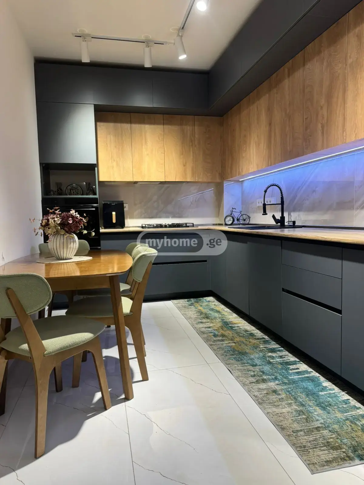 3-Room Apartment For Sale In Batumi, Demetre Tavdadebuli St, 109 view 16