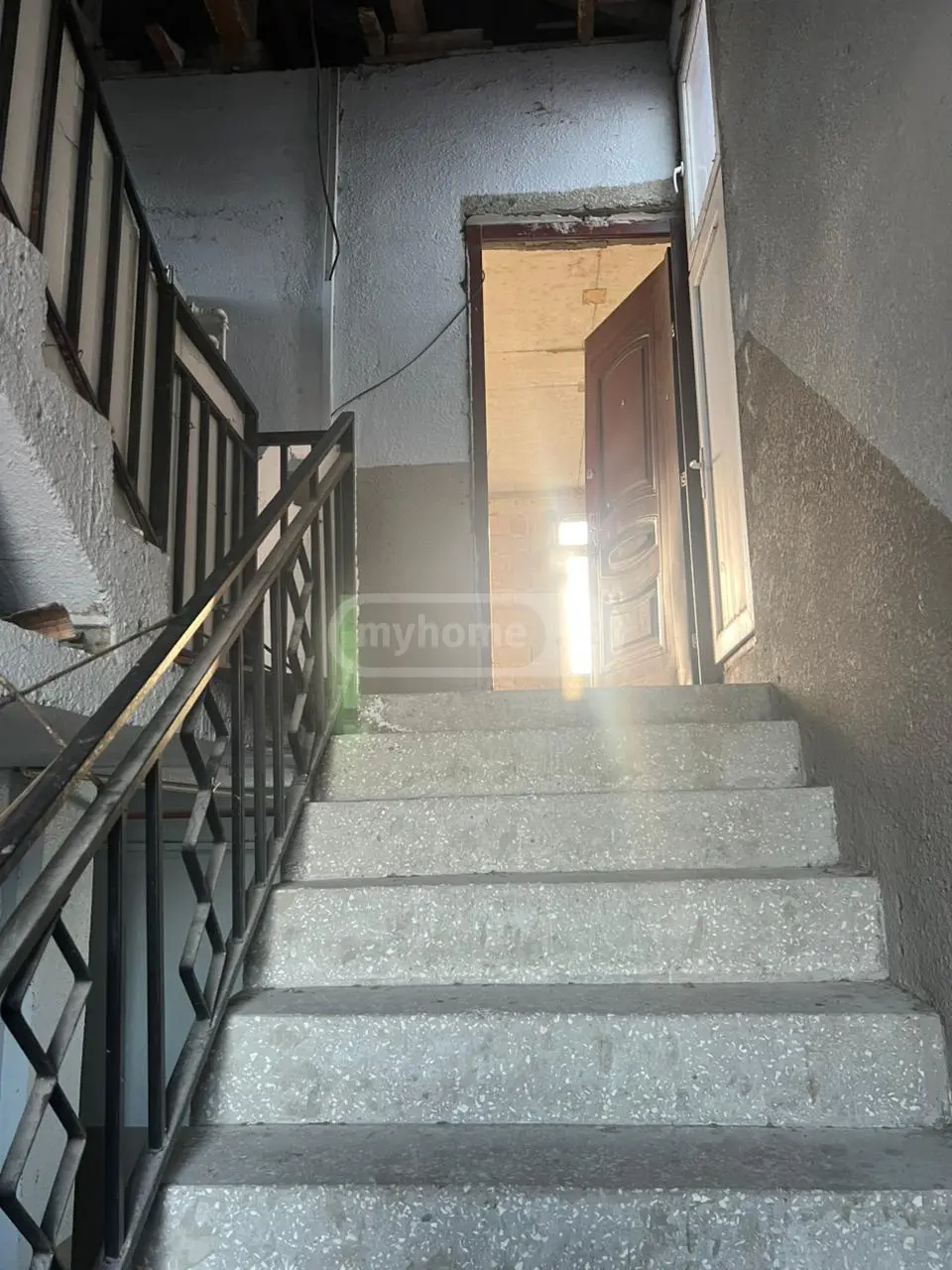5 Room Apartment For Sale view 3
