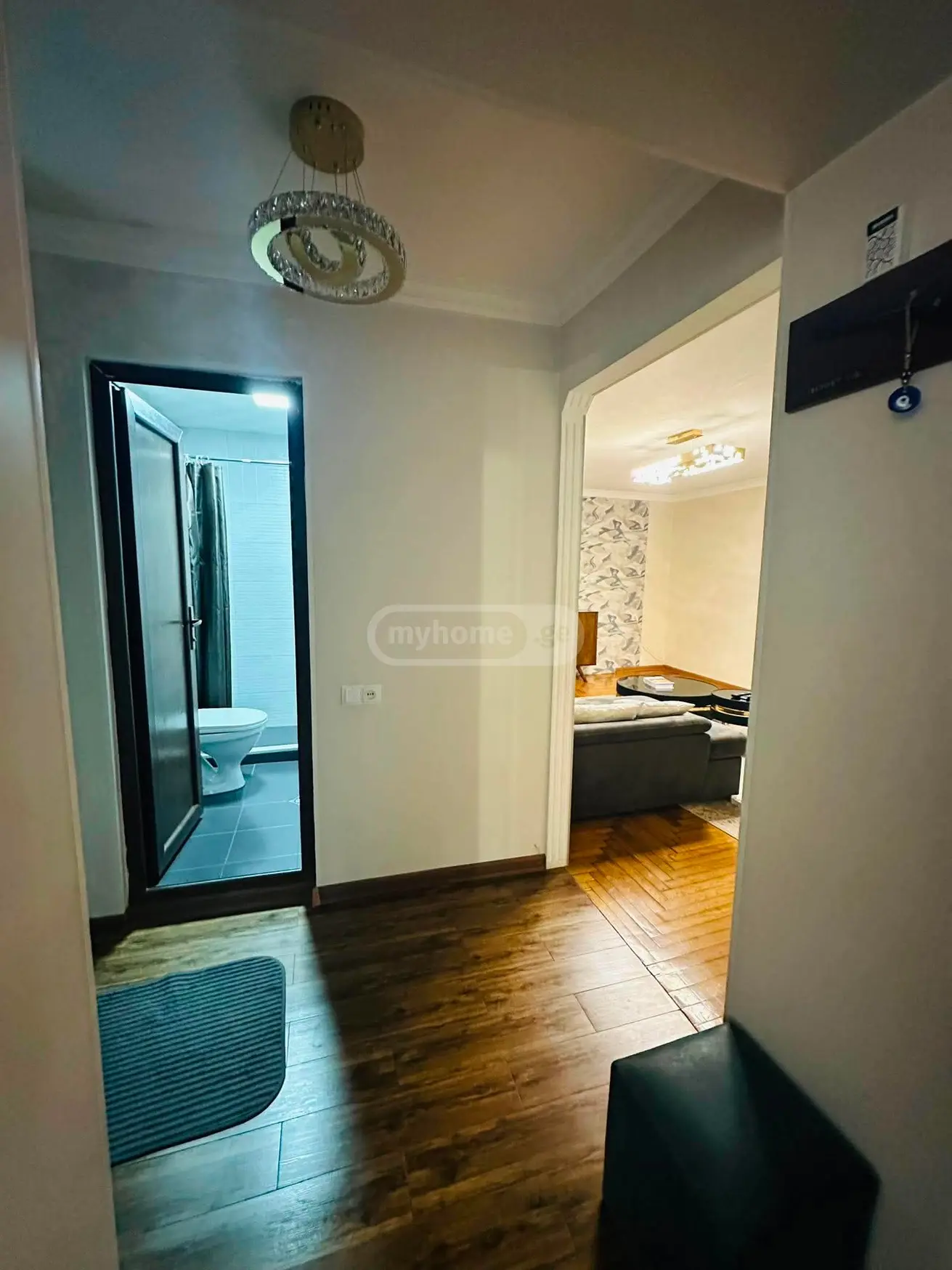 5 Room Apartment Daily Rent In Batumi view 4