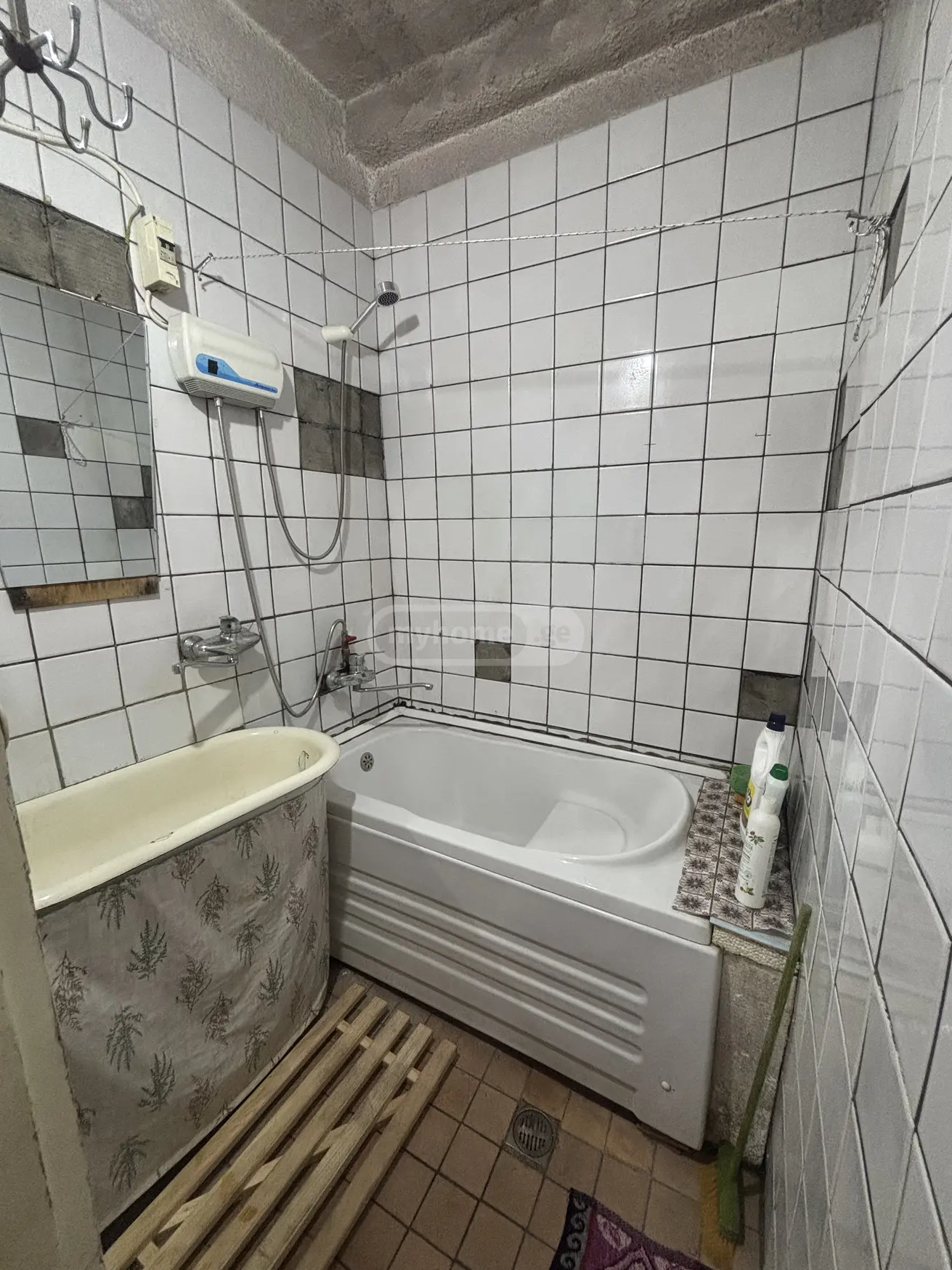 4 Room Apartment For Rent In Digomi view 9