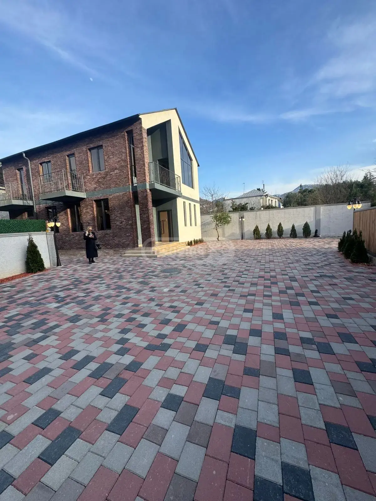 8 Room Country House For Sale view 4