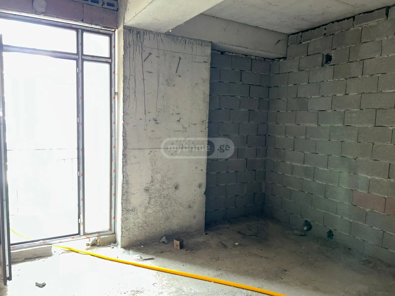 2 Room Apartment For Sale view 2