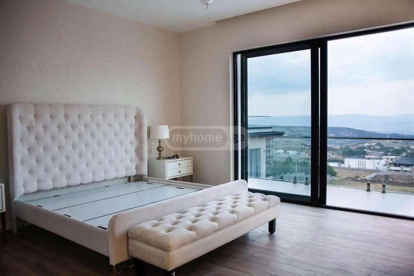 6 Room Private House For Rent In Mtatsminda view 7