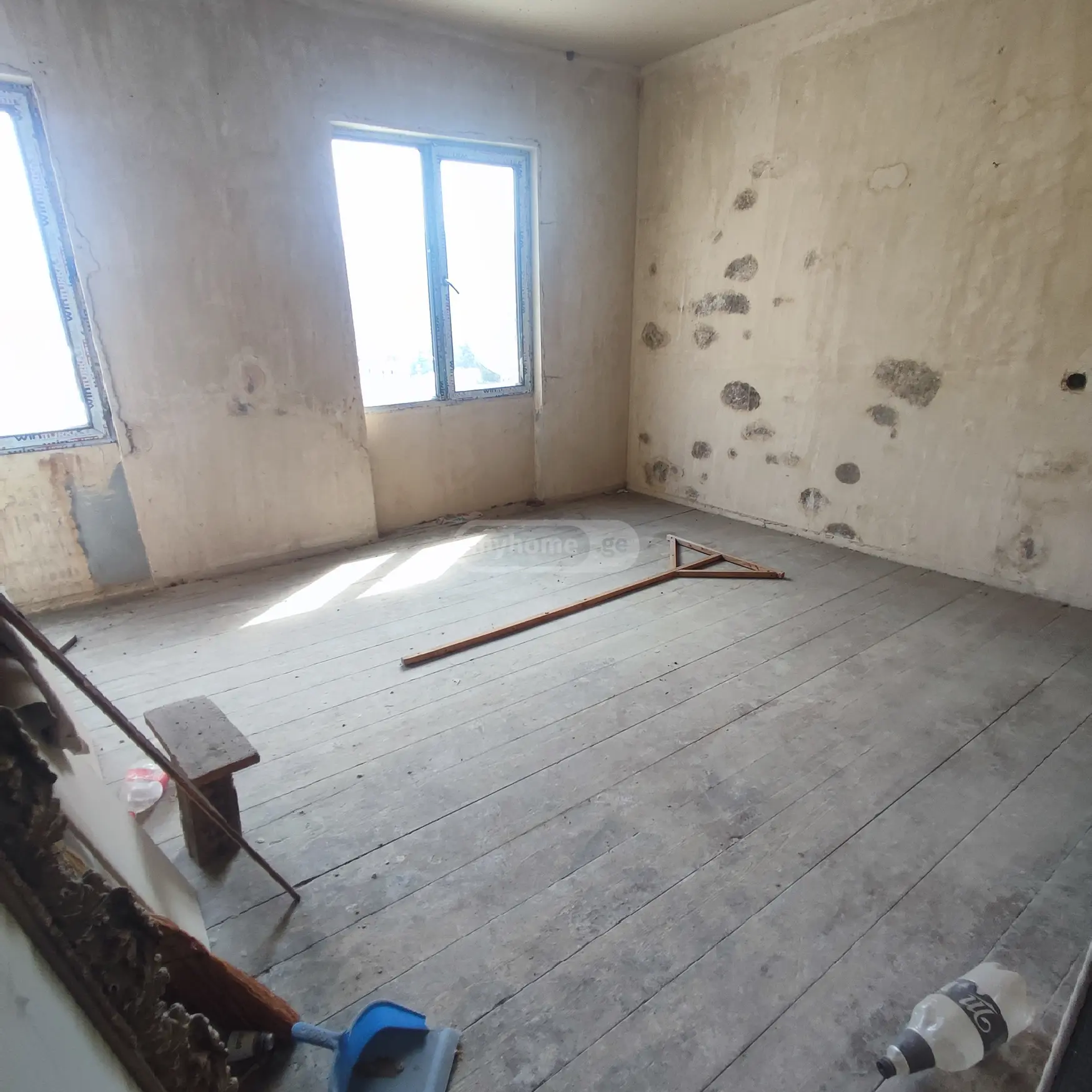 3 Room Private House For Sale view 5