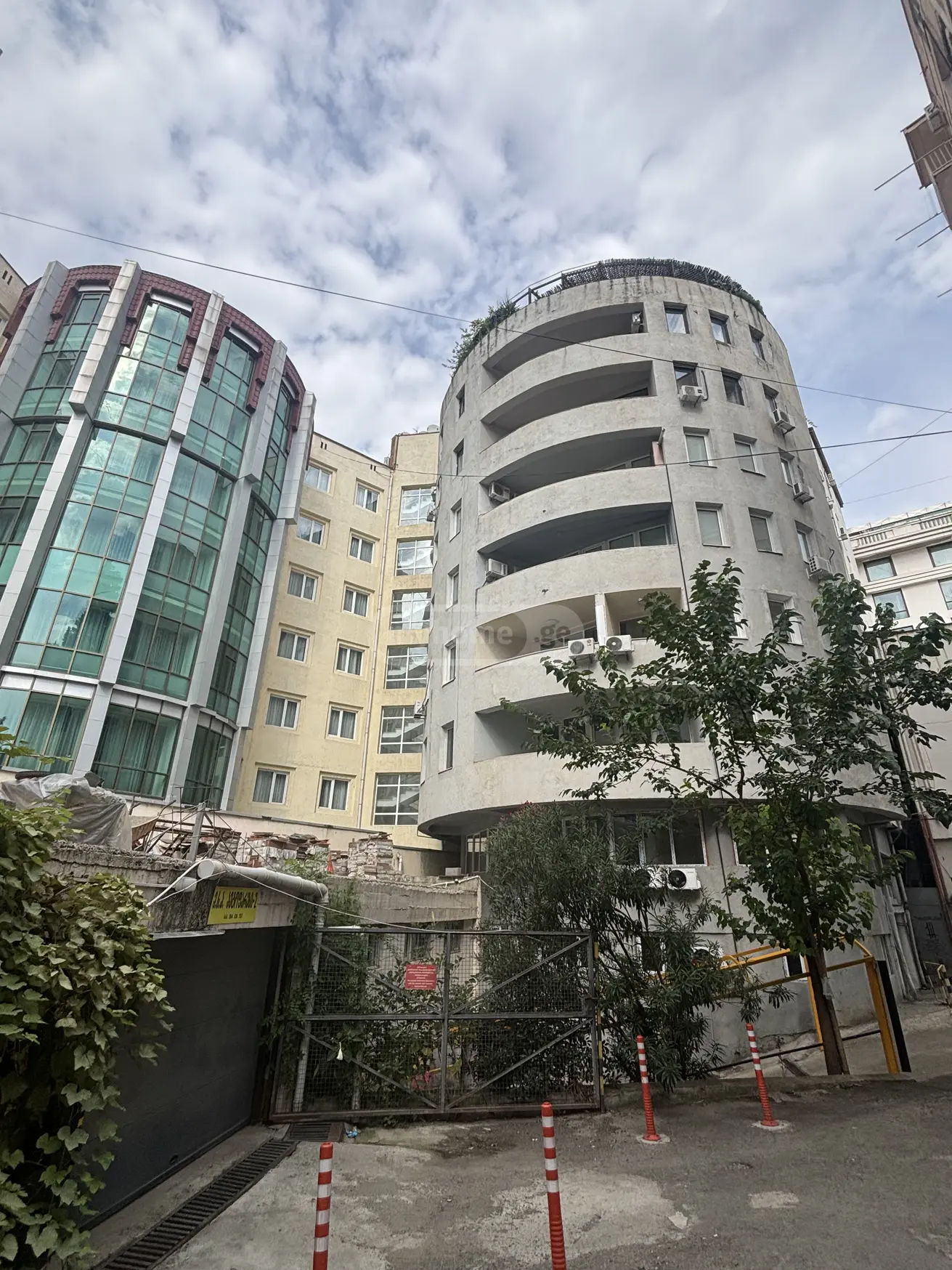 Special Commercial Area For Sale In Mtatsminda view 1