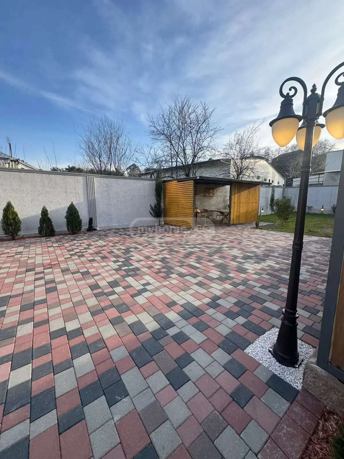8 Room Country House For Sale view 3