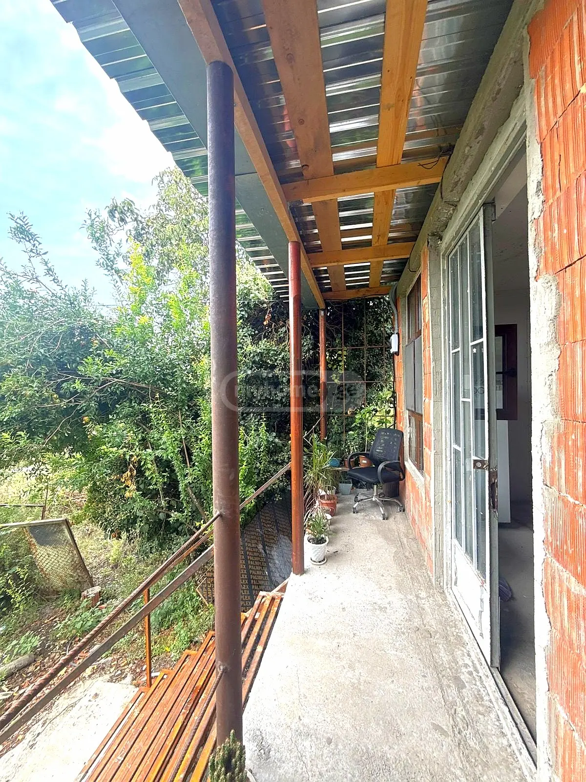 5 Room Private House For Sale view 4