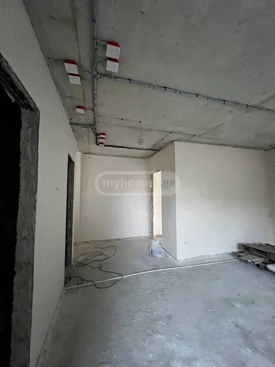 5 Room Private House For Sale view 6