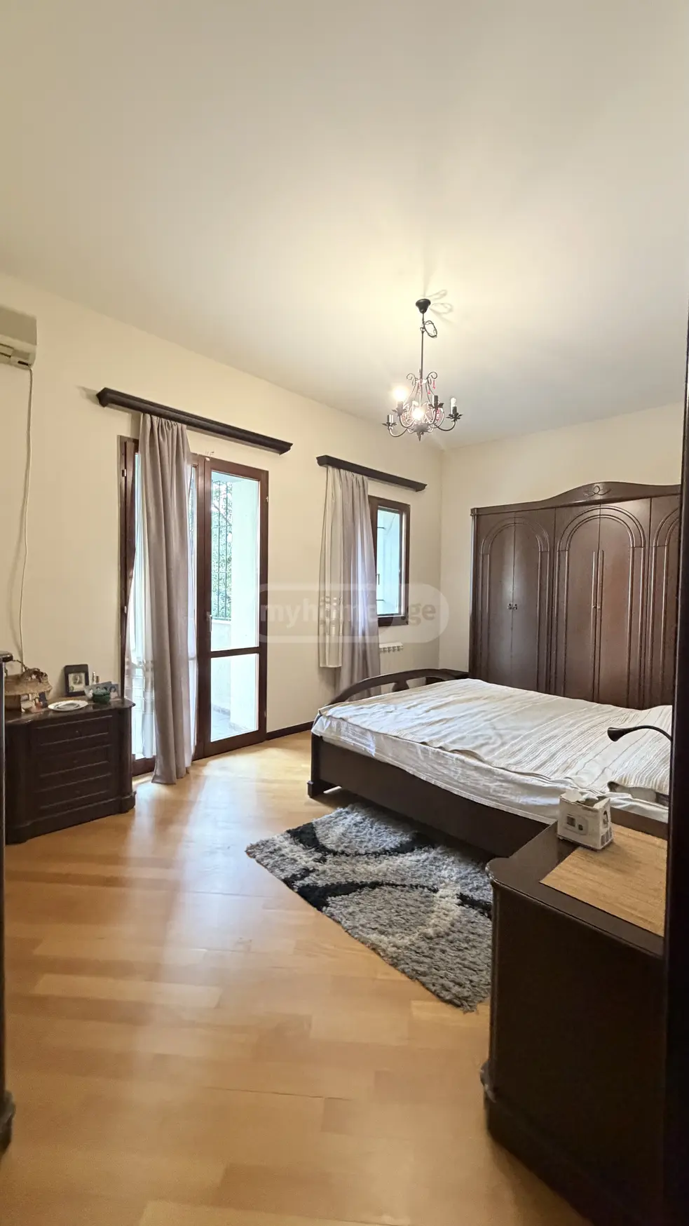9 Room Private House For Sale view 5