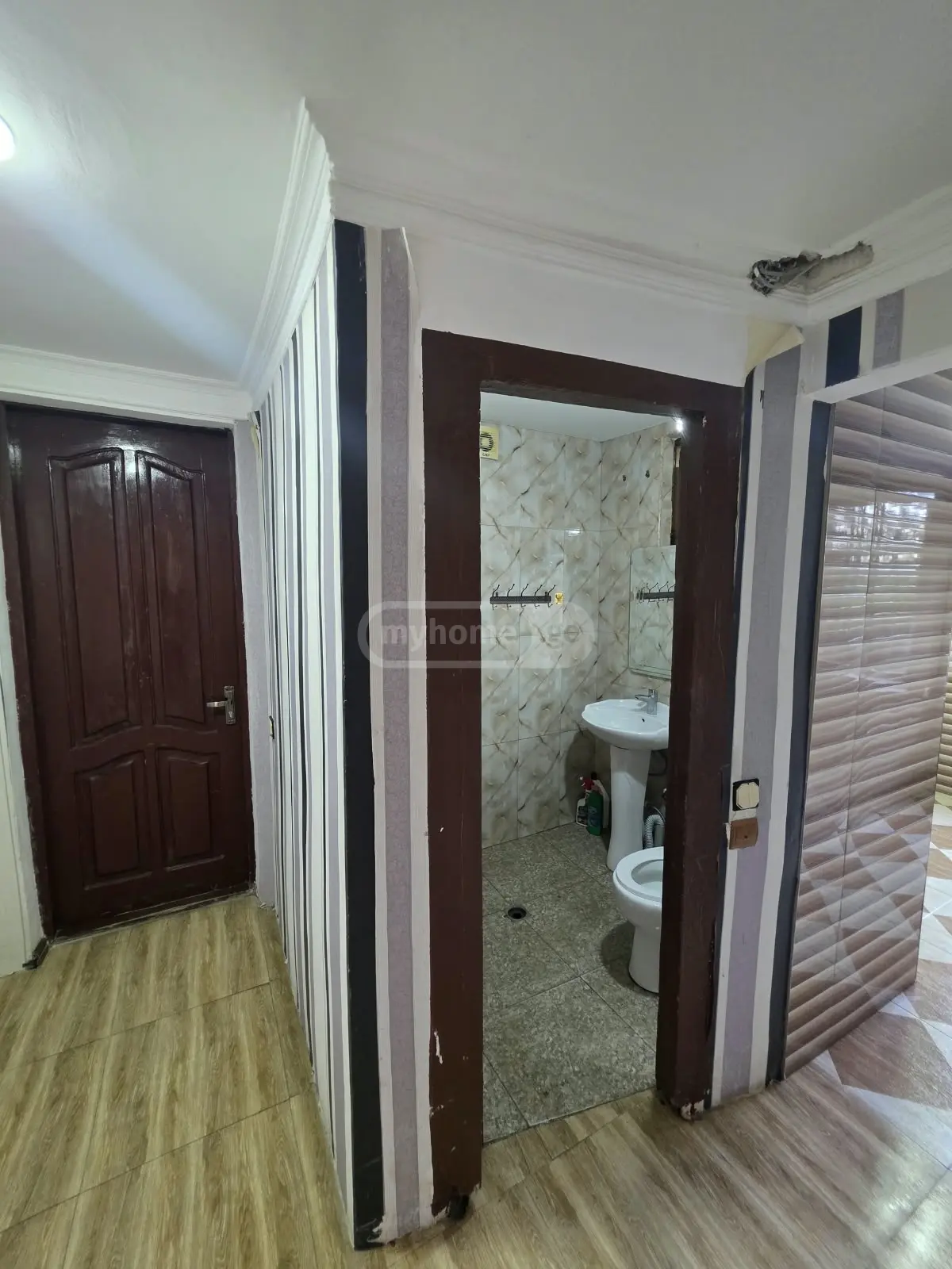 Universal Commercial Area For Rent In Foti view 6