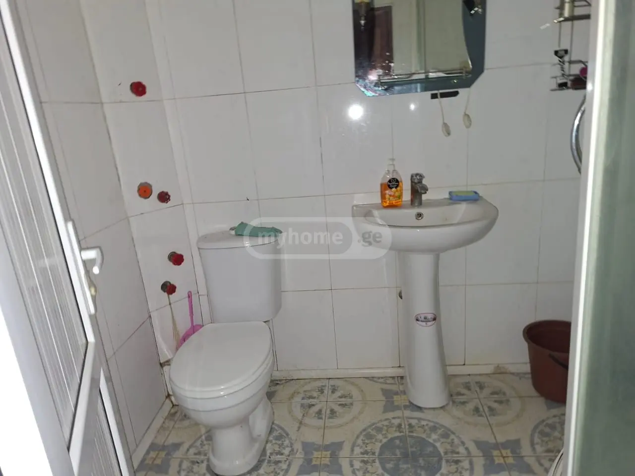 3 Room Apartment For Rent In Zugdidi view 12
