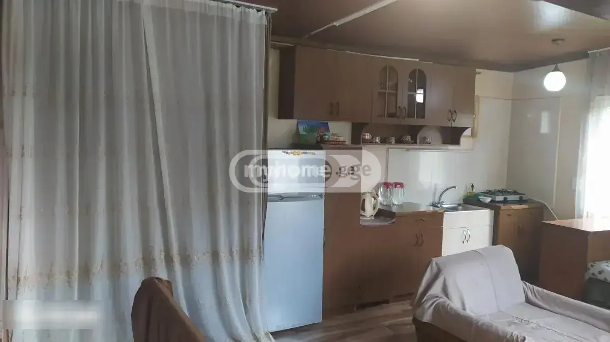 2 Room Private House For Sale view 9