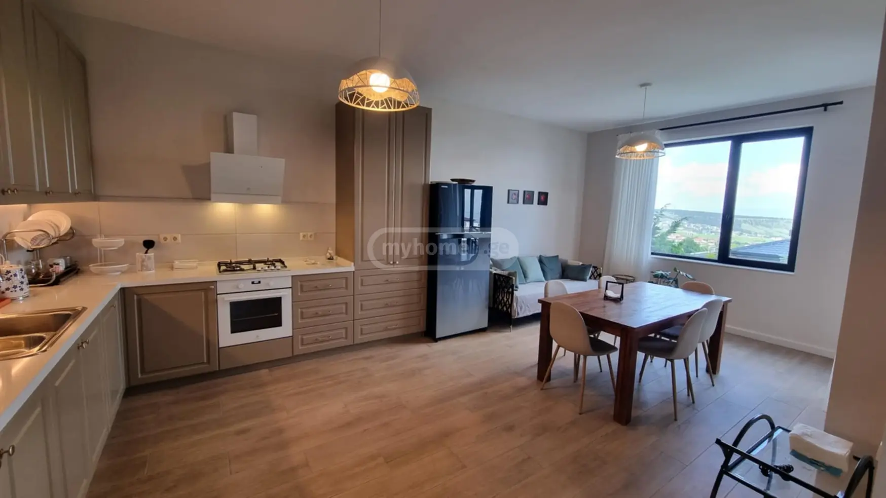 8 Room Private House For Sale view 8