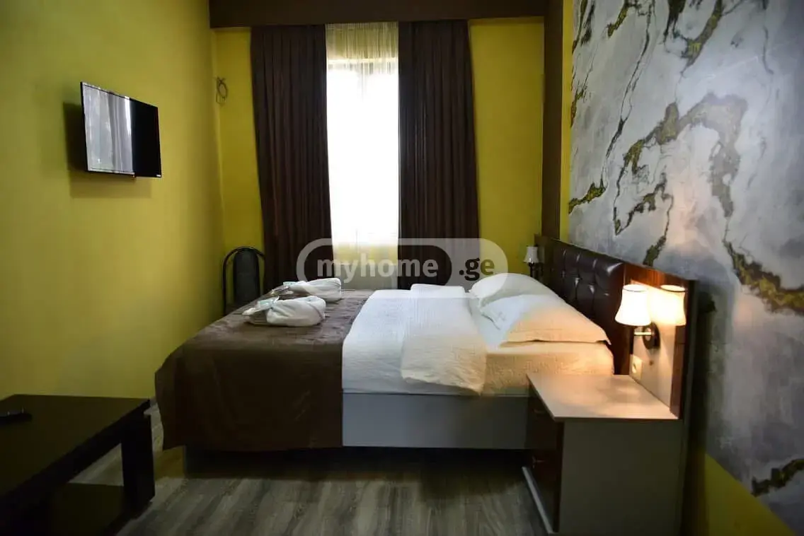 10+ Room Hotel For Sale In Didube view 6