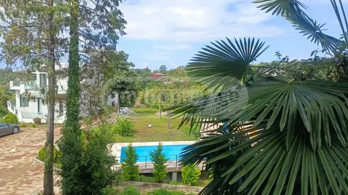 6 Room Private House For Sale view 14