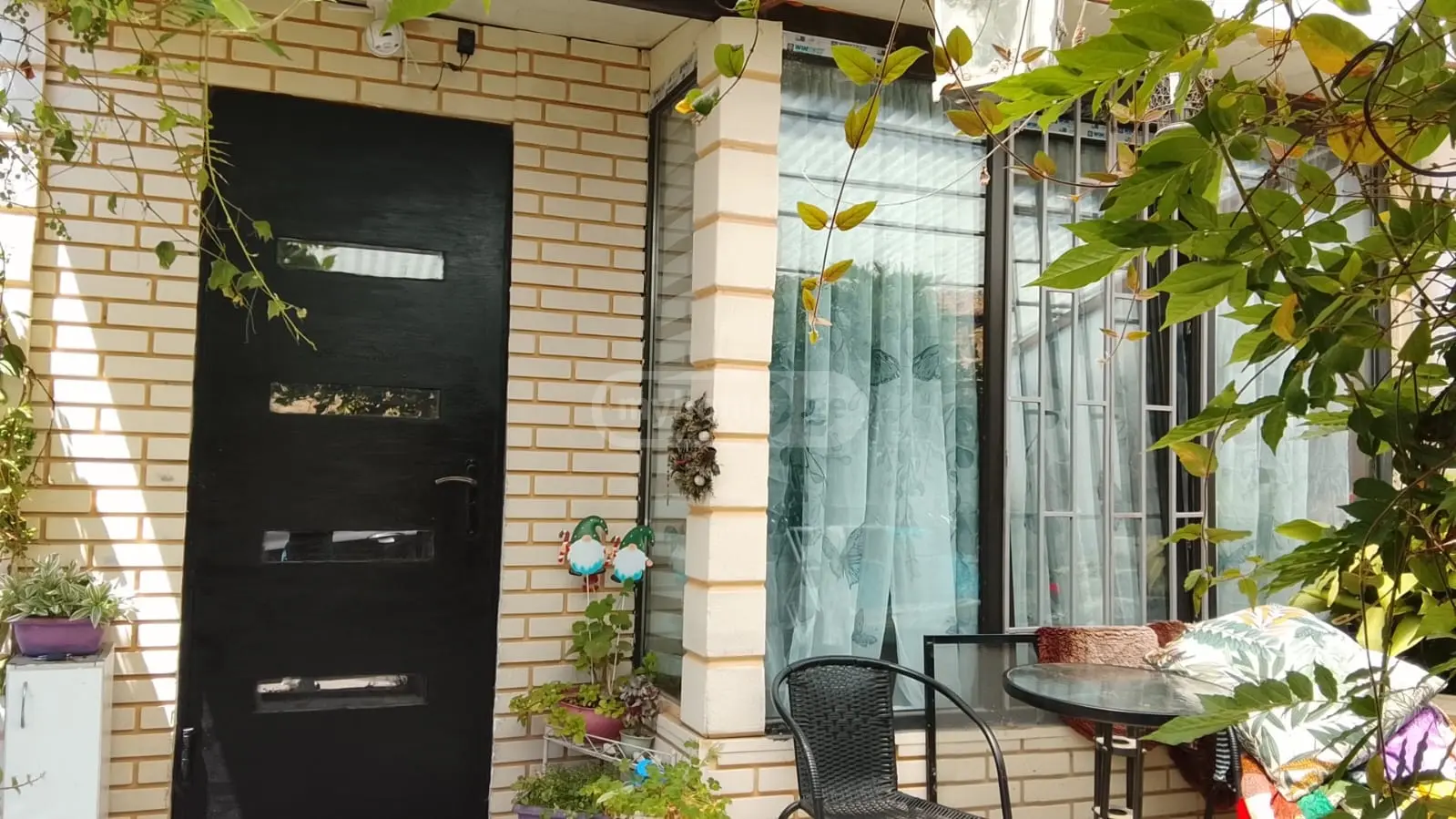 3 Room Private House For Sale view 52