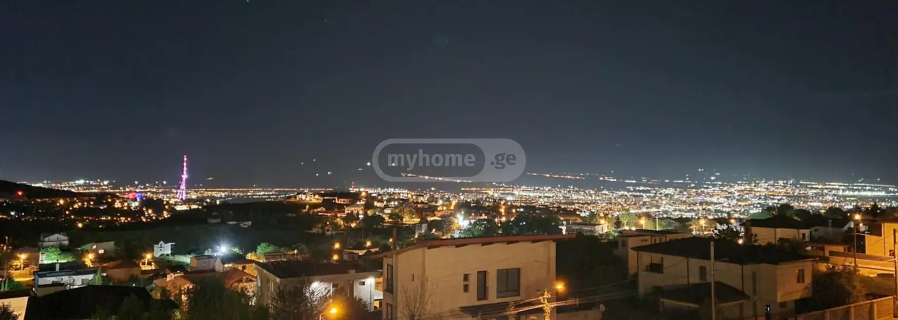 8 Room Private House For Sale view 12