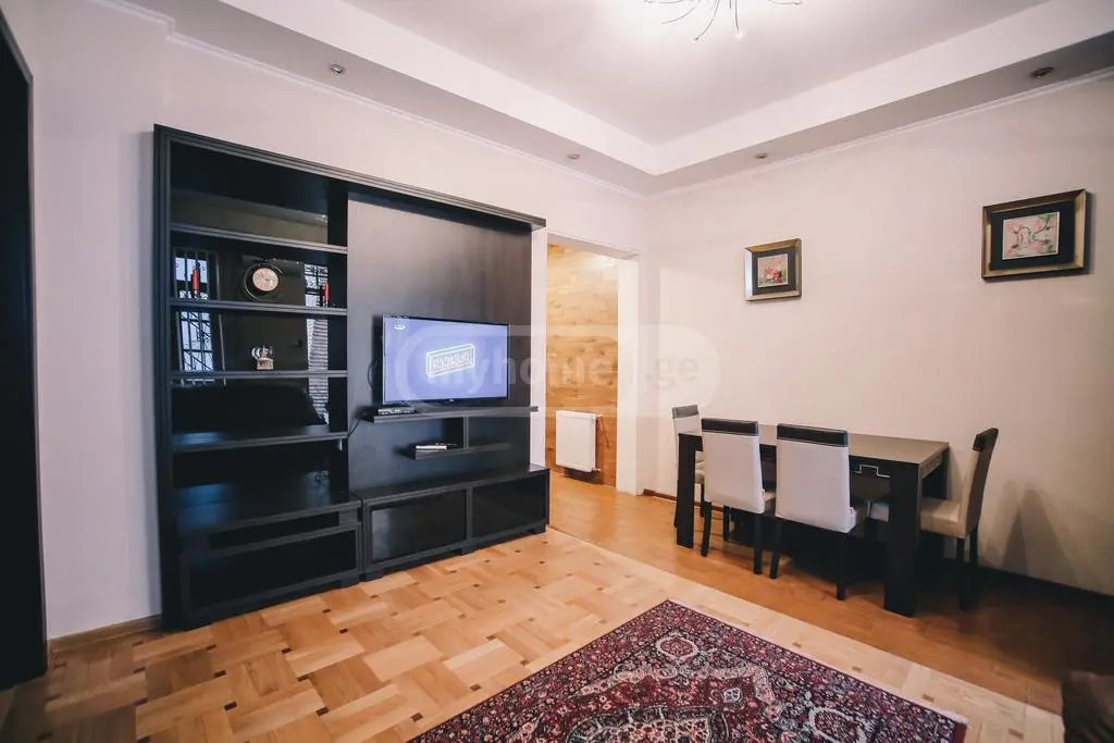 3 Room Apartment Daily Rent In Abanotubani view 6