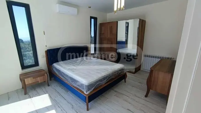 6 Room Private House For Sale view 5