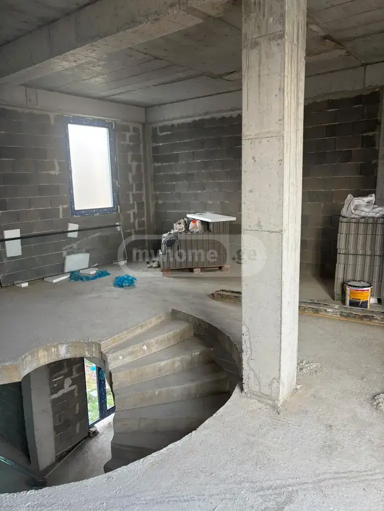 6 Room Private House For Sale view 49