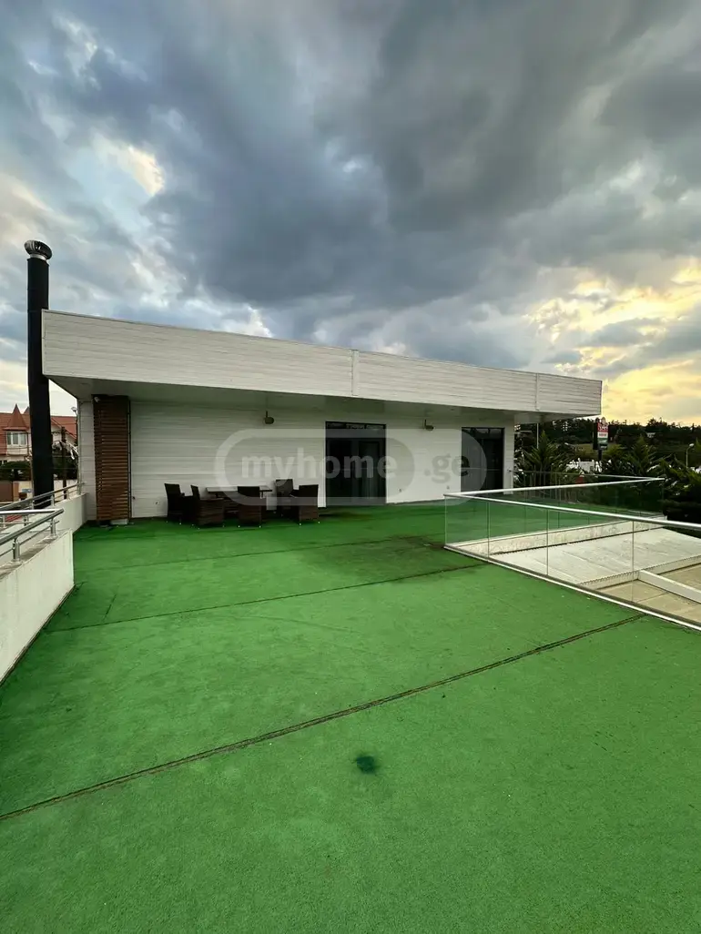 6 Room Private House Daily Rent In Chugureti view 2