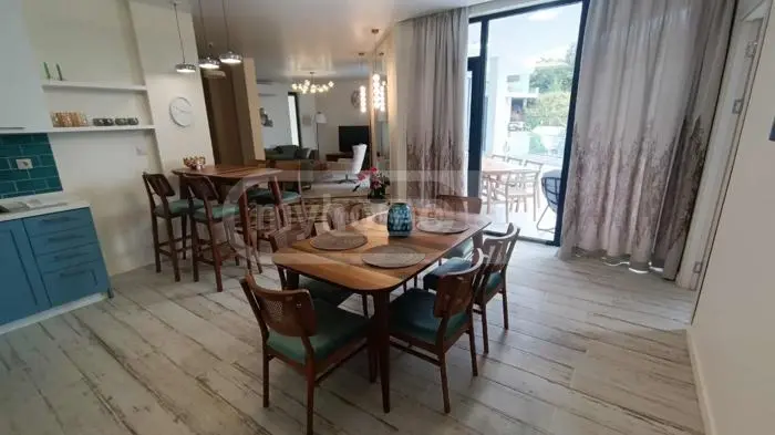 6 Room Private House For Sale view 7