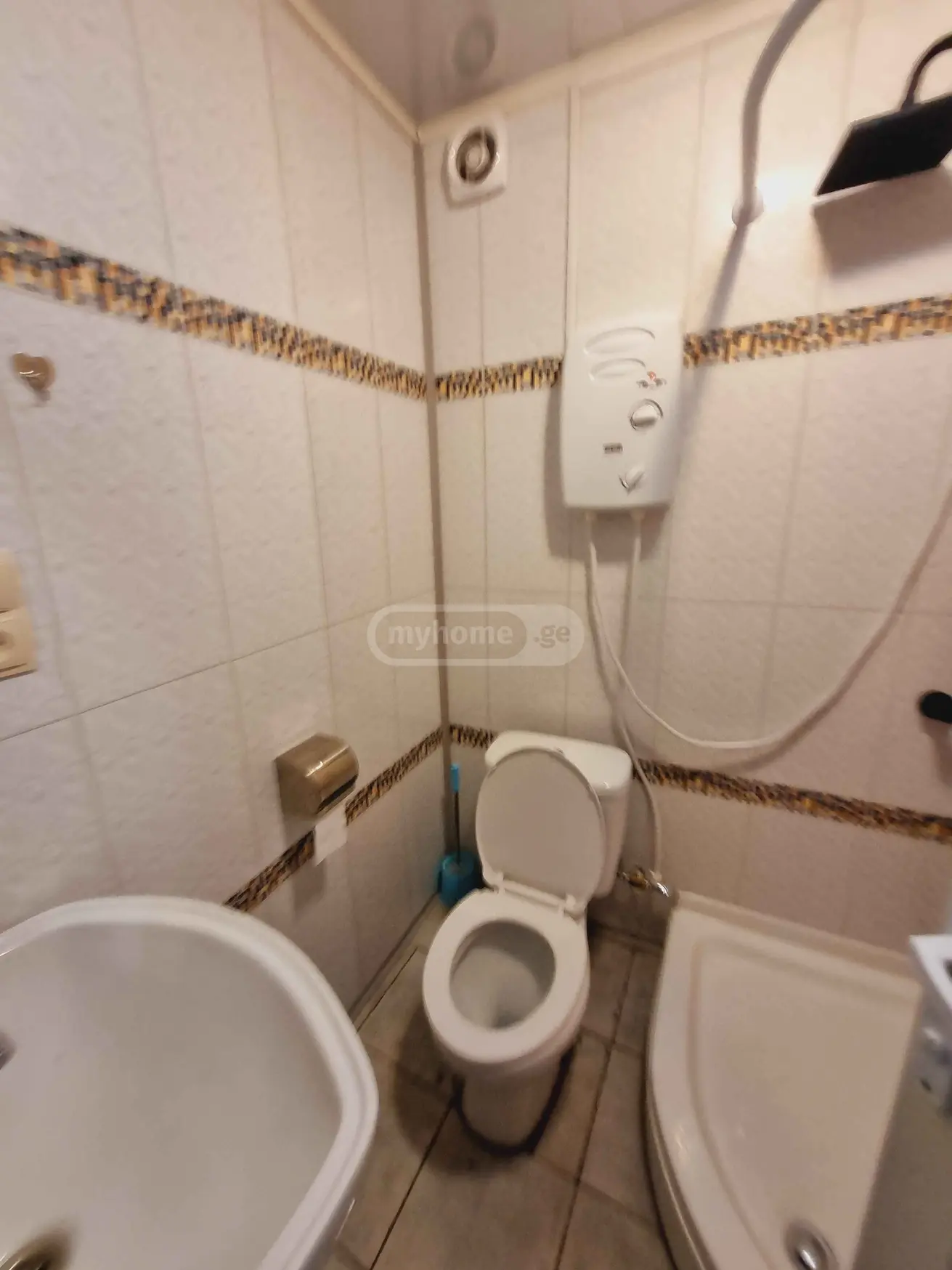 2 Room Apartment For Rent In Foti view 11