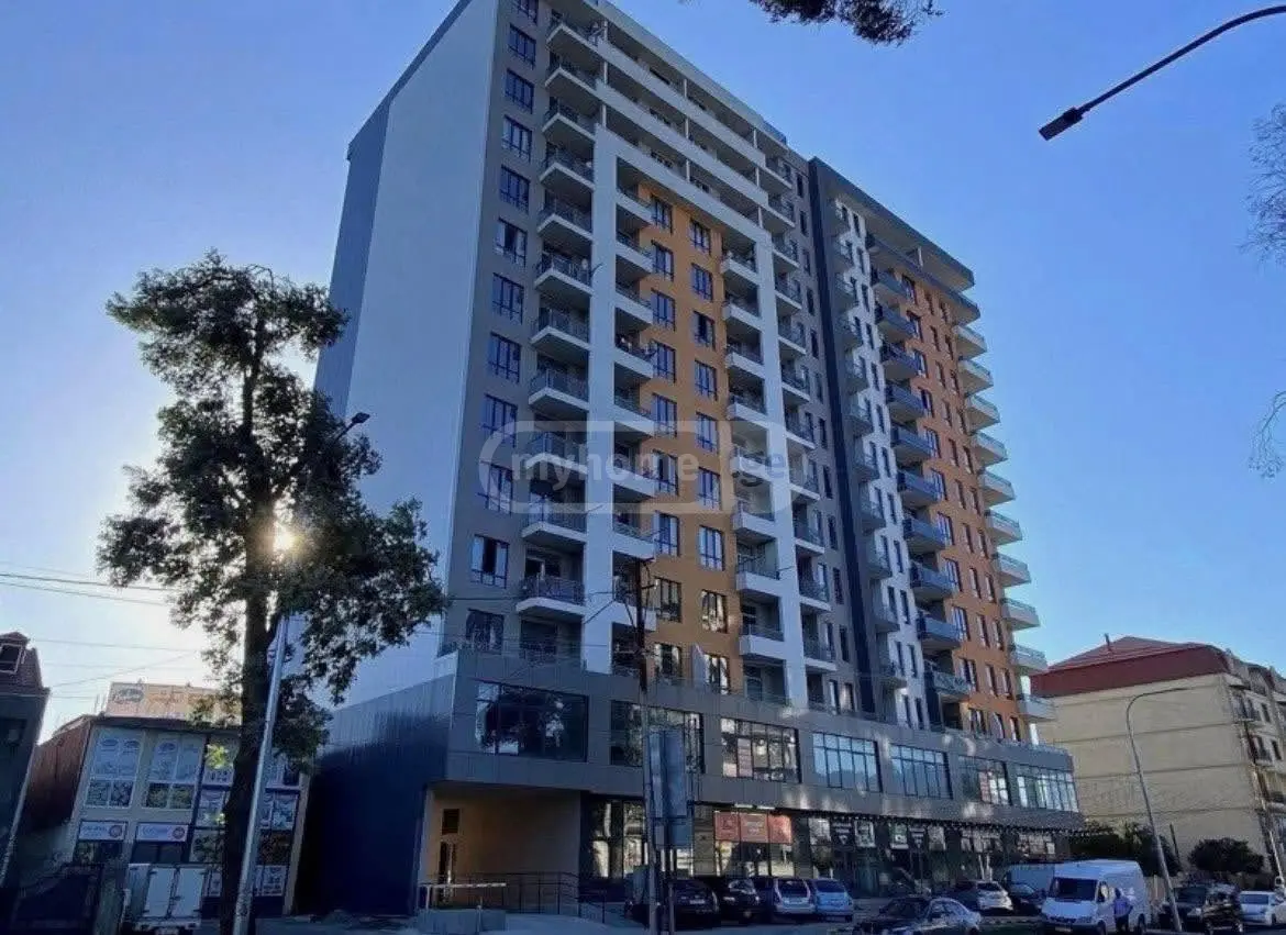3 Room Apartment For Sale view 5