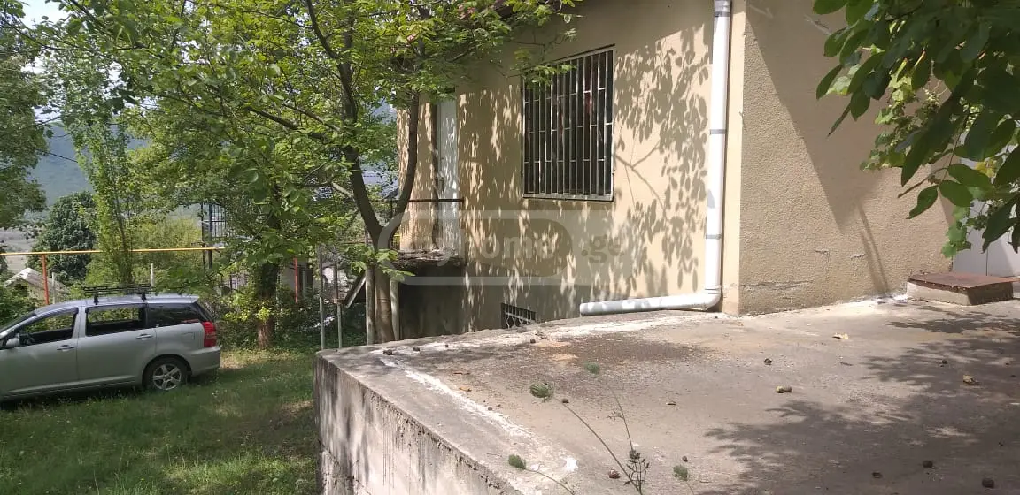 5 Room Country House For Sale view 2